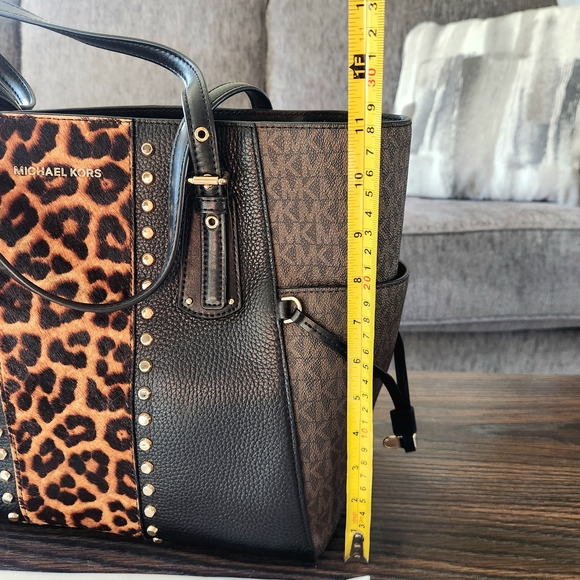 Michael Kors Black and Brown Leopard Print Tote Bag - Picture 10 of 11